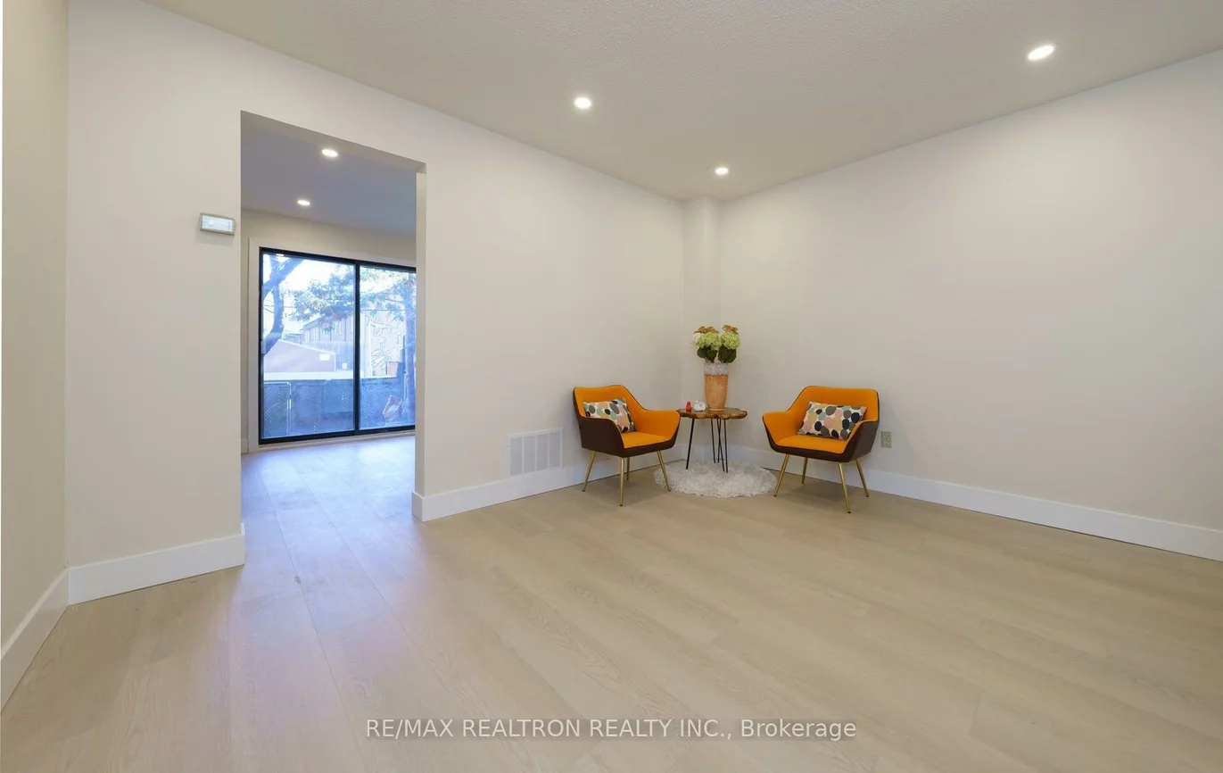 409, Melita, Wychwood, Toronto