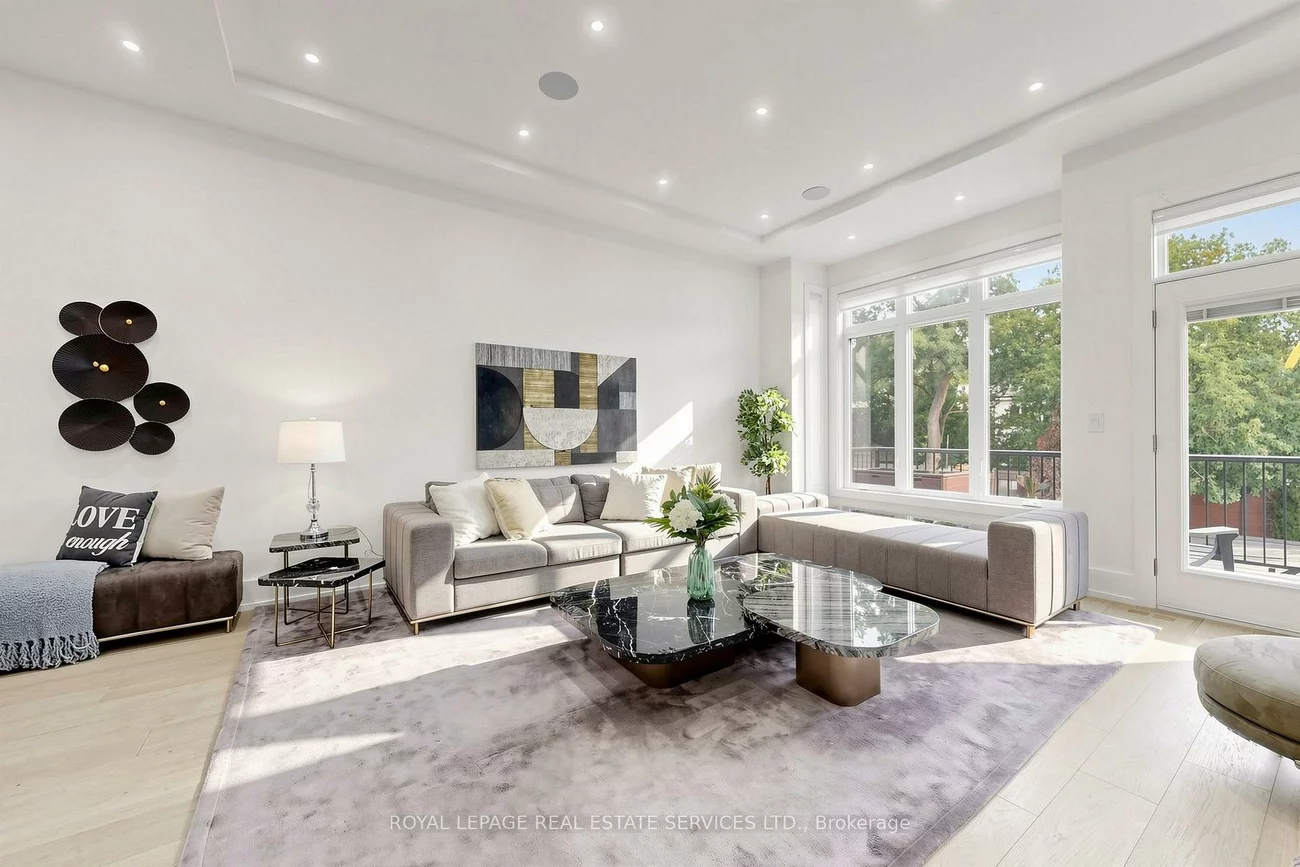 383, Melrose, Bedford Park-Nortown, Toronto