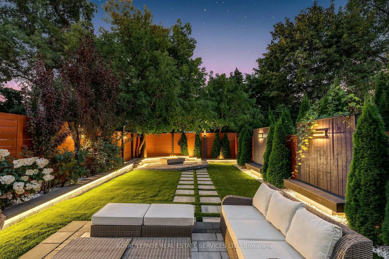 383, Melrose, Bedford Park-Nortown, Toronto