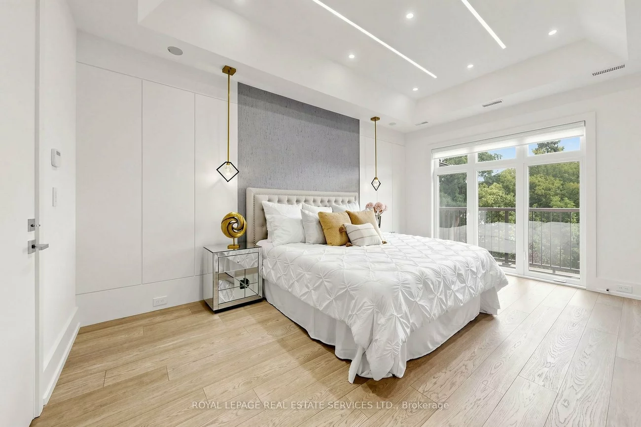 383, Melrose, Bedford Park-Nortown, Toronto