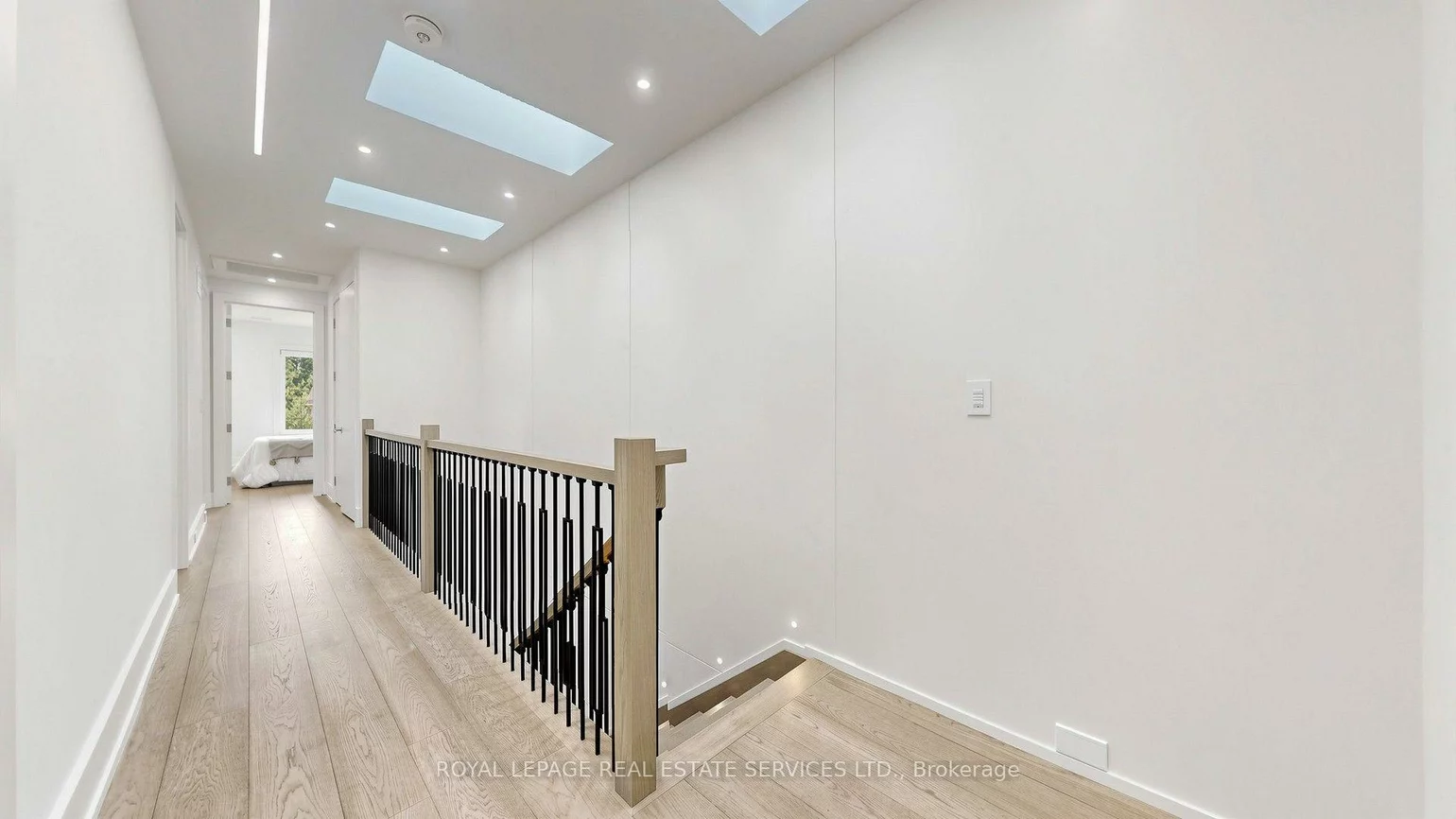 383, Melrose, Bedford Park-Nortown, Toronto
