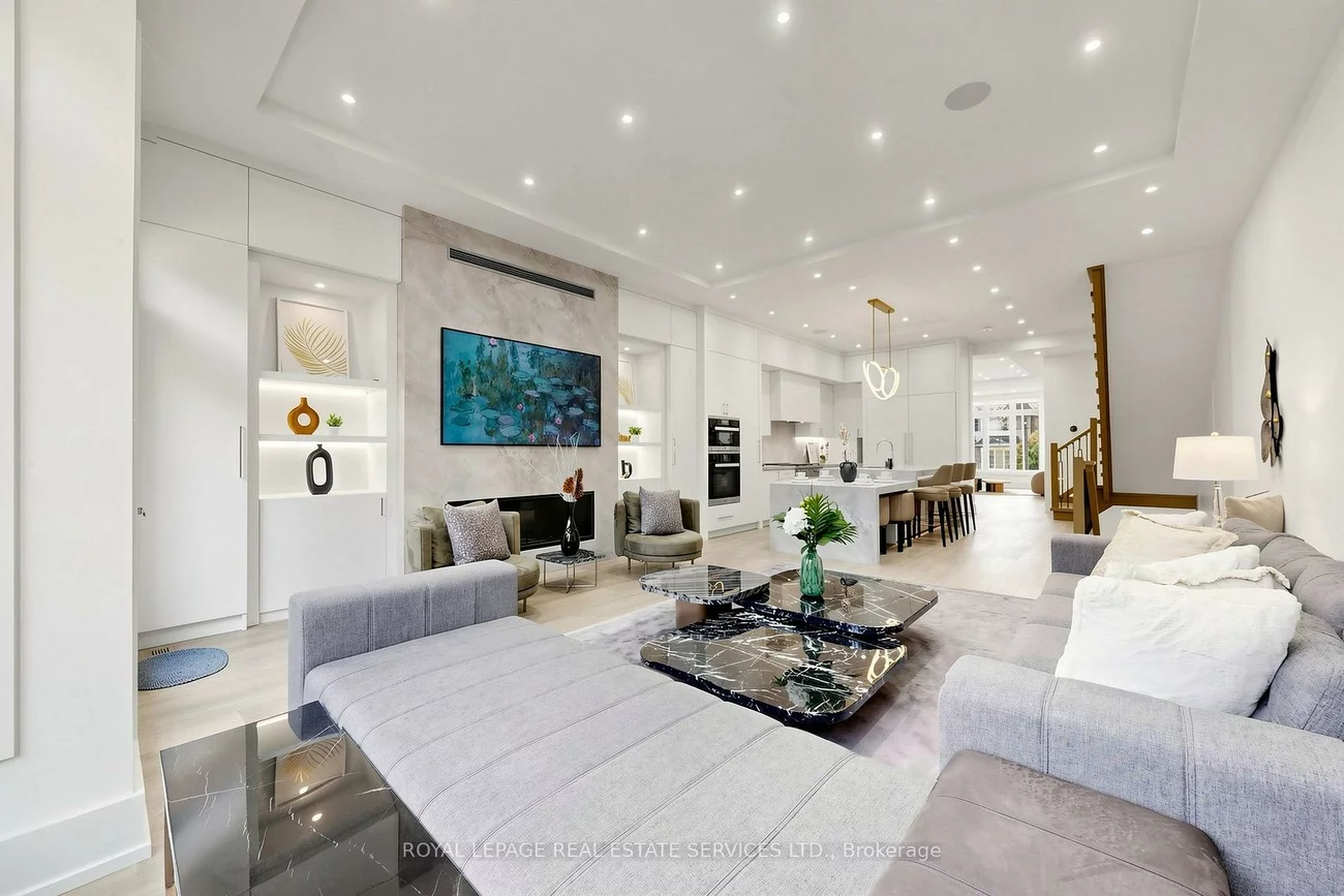 383, Melrose, Bedford Park-Nortown, Toronto