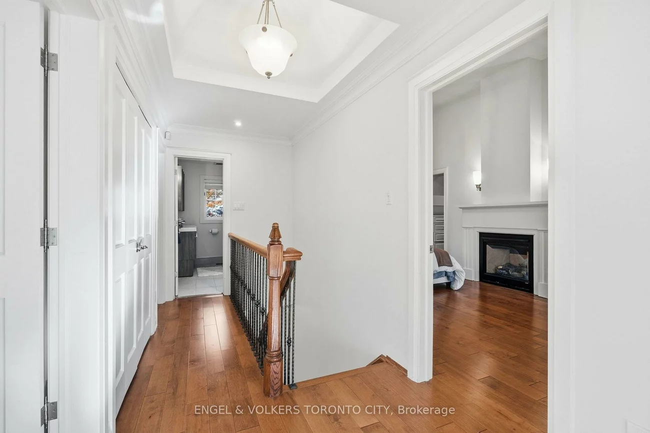 55, Elderwood, Forest Hill South, Toronto