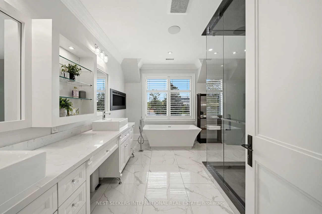 111, Codsell, Bathurst Manor, Toronto