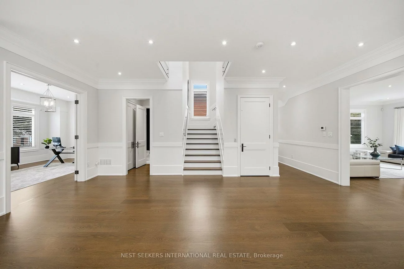 111, Codsell, Bathurst Manor, Toronto