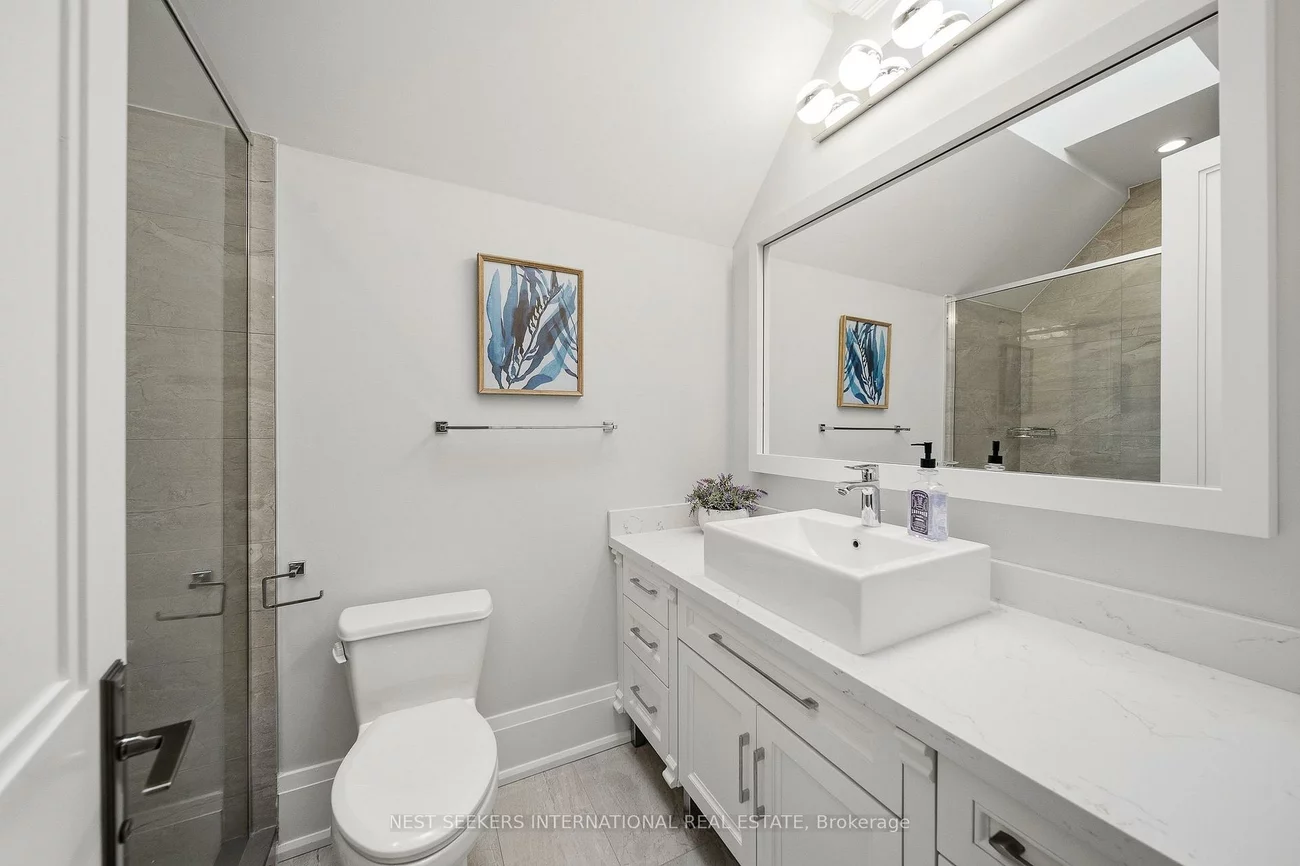 111, Codsell, Bathurst Manor, Toronto