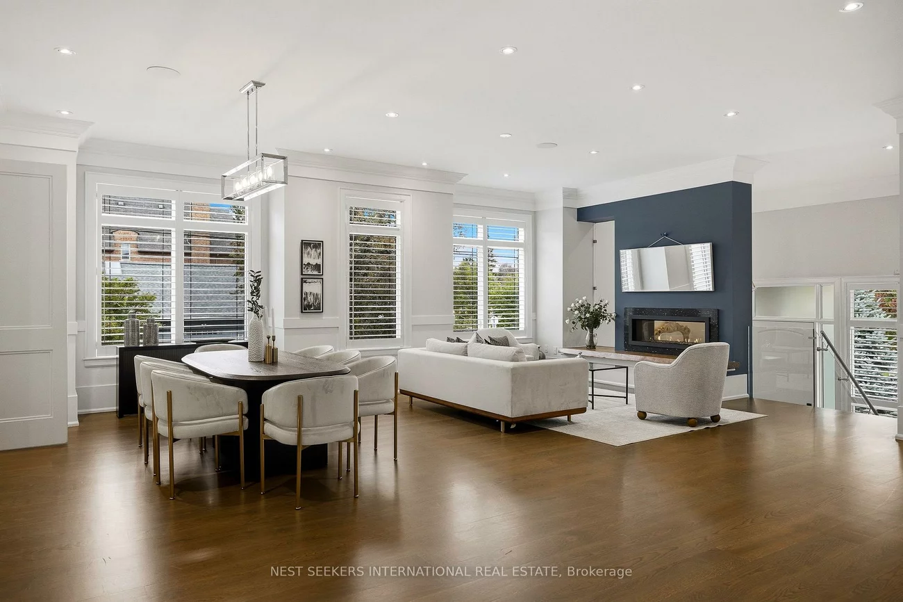 111, Codsell, Bathurst Manor, Toronto