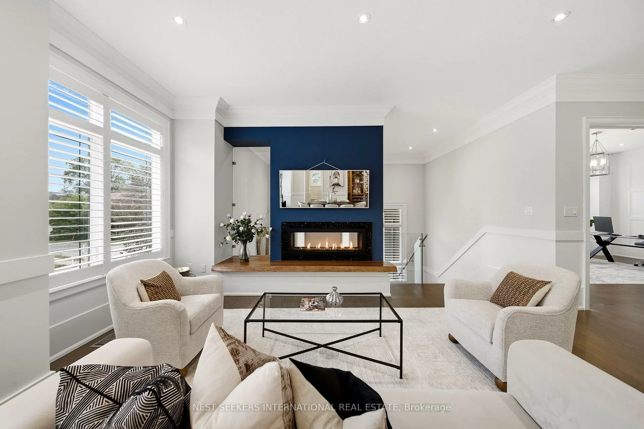 111, Codsell, Bathurst Manor, Toronto