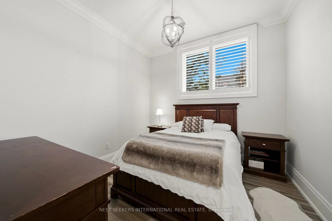 111, Codsell, Bathurst Manor, Toronto