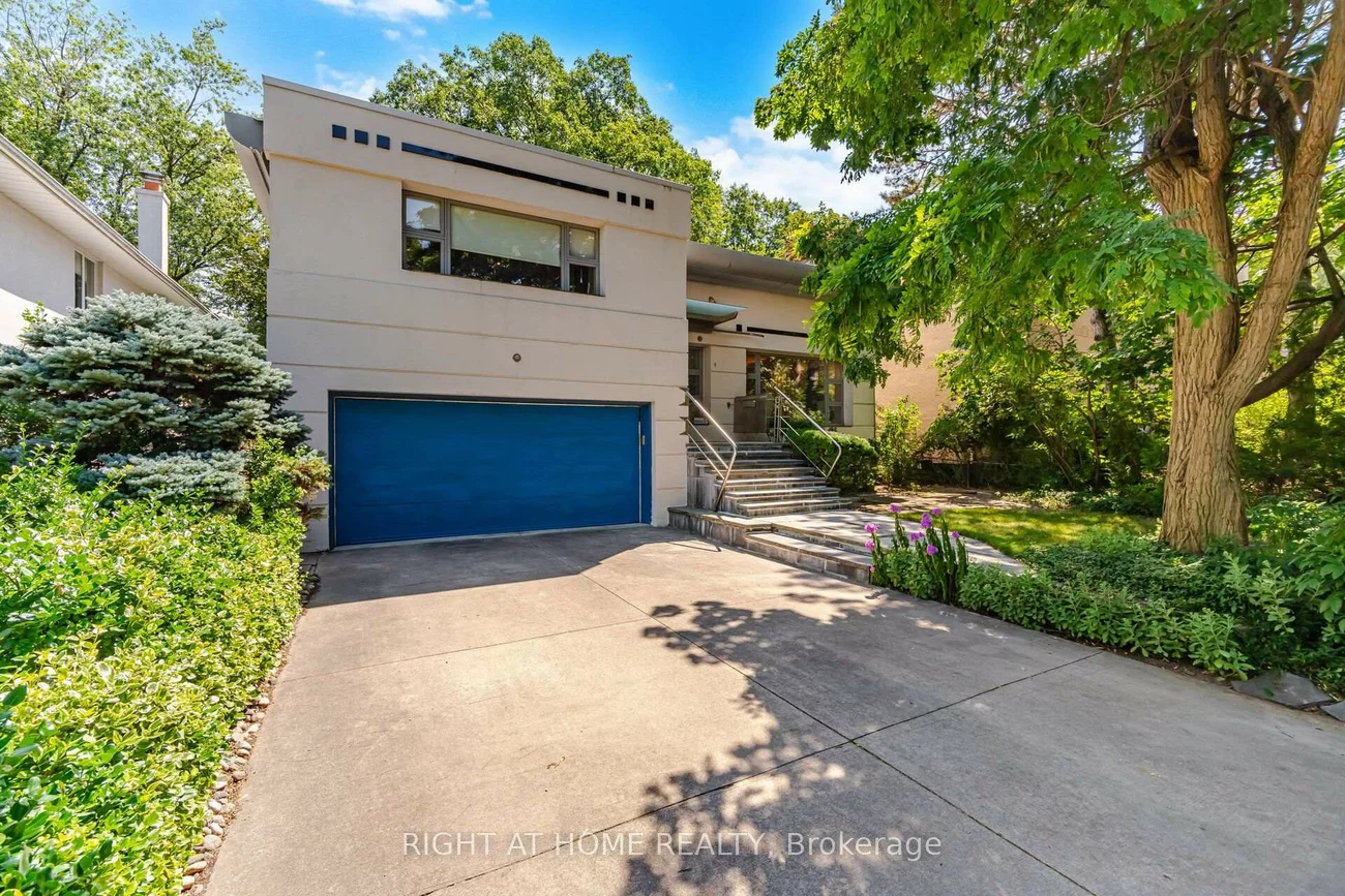 9, Saguenay, Bedford Park-Nortown, Toronto