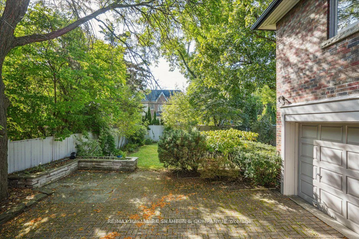 251, Lytton, Lawrence Park South, Toronto