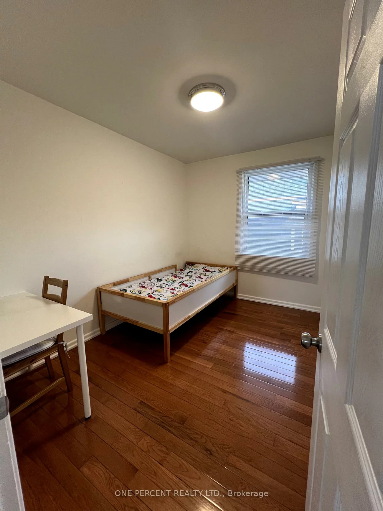 17, Savarin, Eglinton East, Toronto