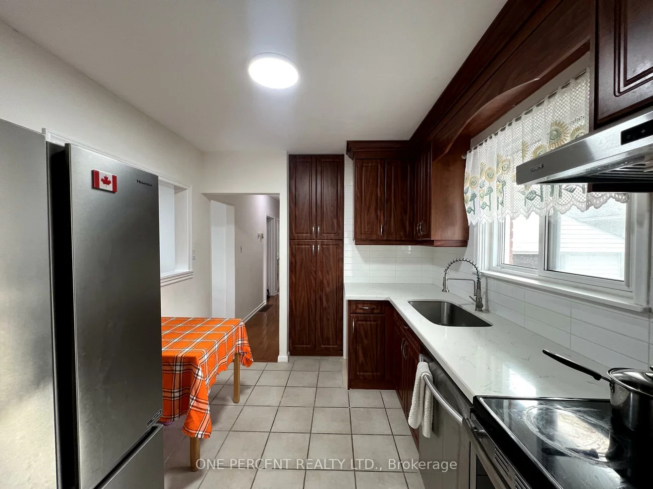 17, Savarin, Eglinton East, Toronto