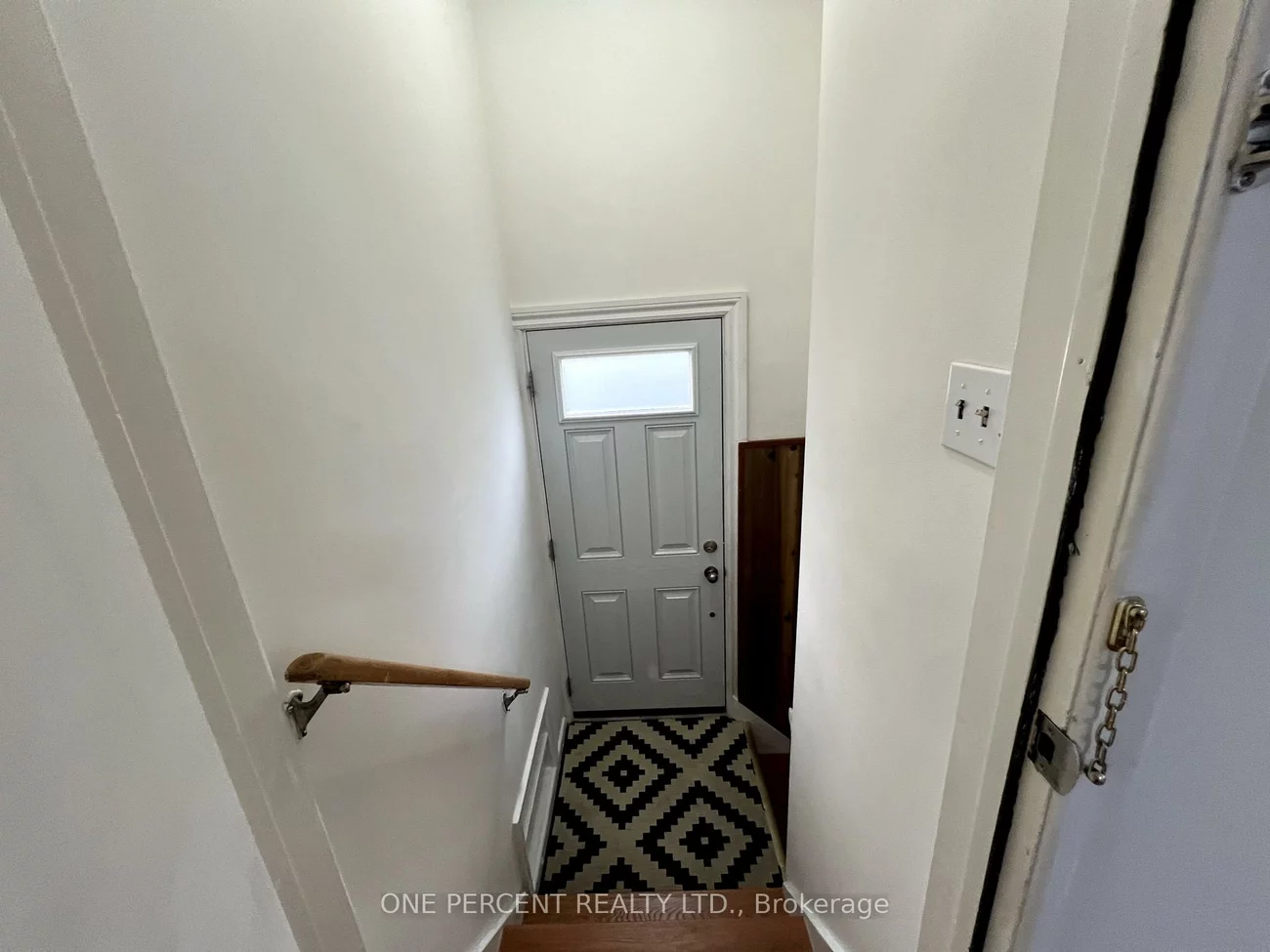 17, Savarin, Eglinton East, Toronto