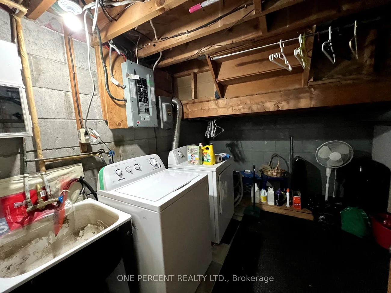17, Savarin, Eglinton East, Toronto