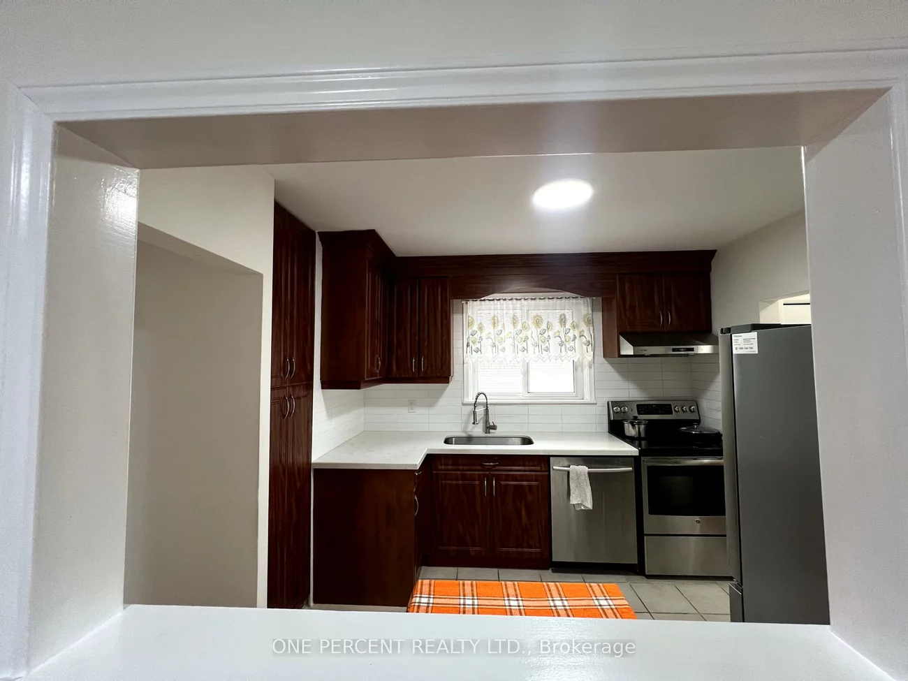 17, Savarin, Eglinton East, Toronto