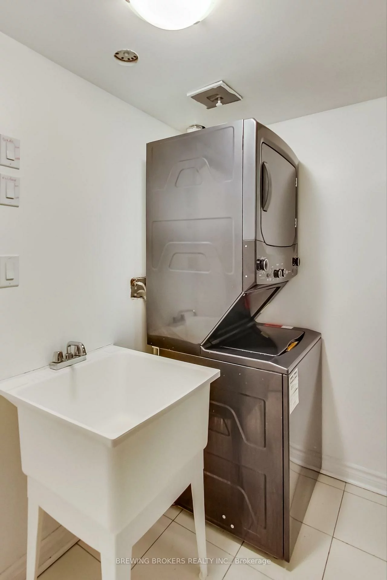 5, Eaton Park, L'Amoreaux, Toronto