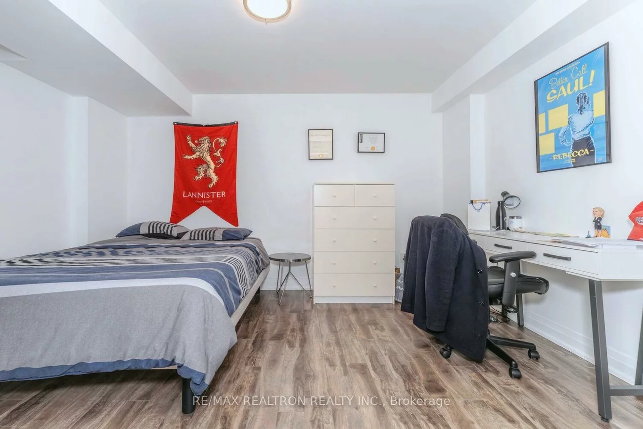 2833, St. Clair, O'Connor-Parkview, Toronto