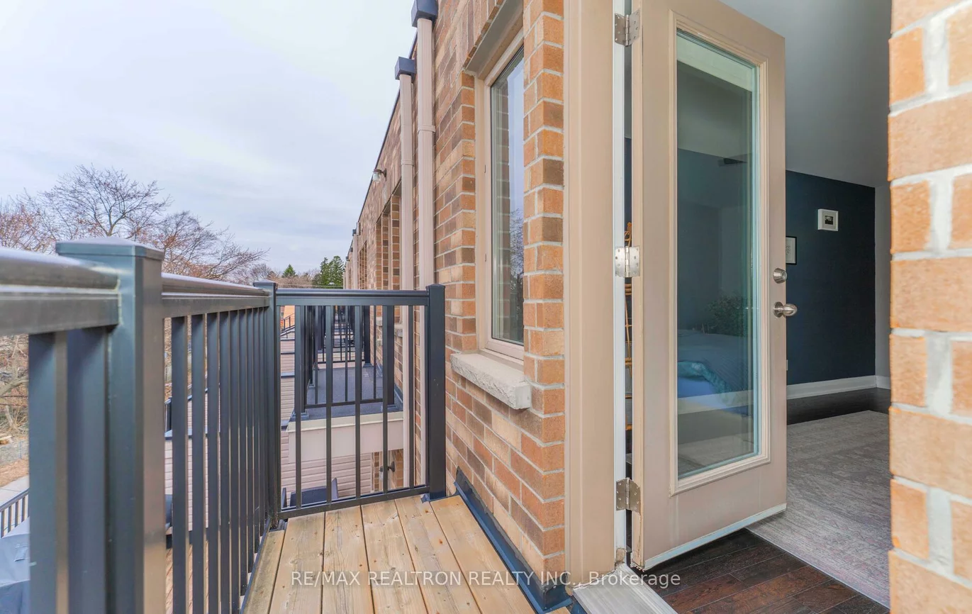 2833, St. Clair, O'Connor-Parkview, Toronto