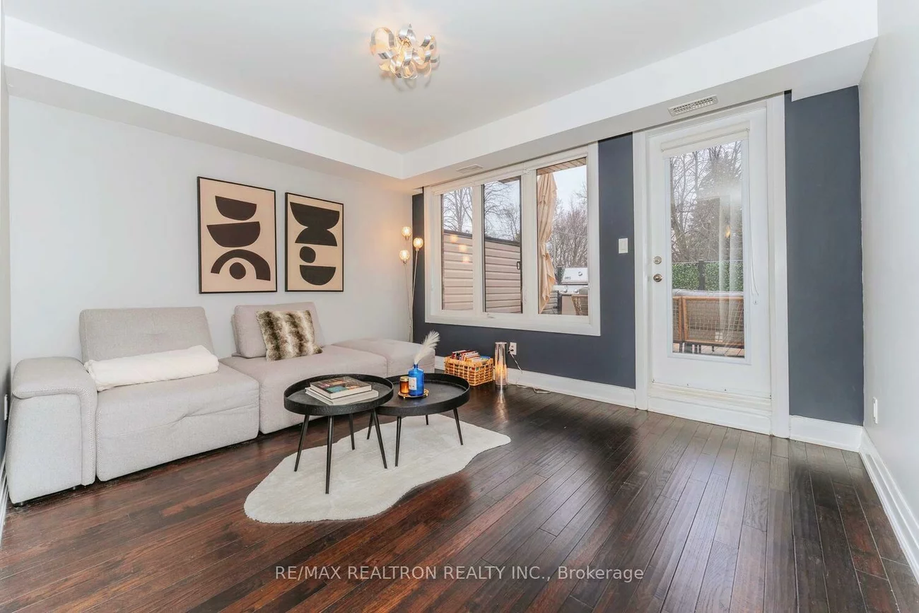 2833, St. Clair, O'Connor-Parkview, Toronto