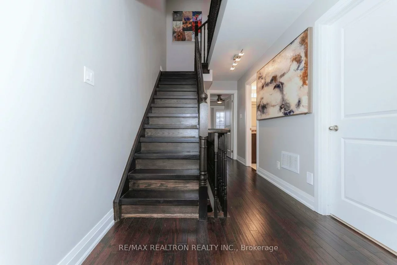 2833, St. Clair, O'Connor-Parkview, Toronto