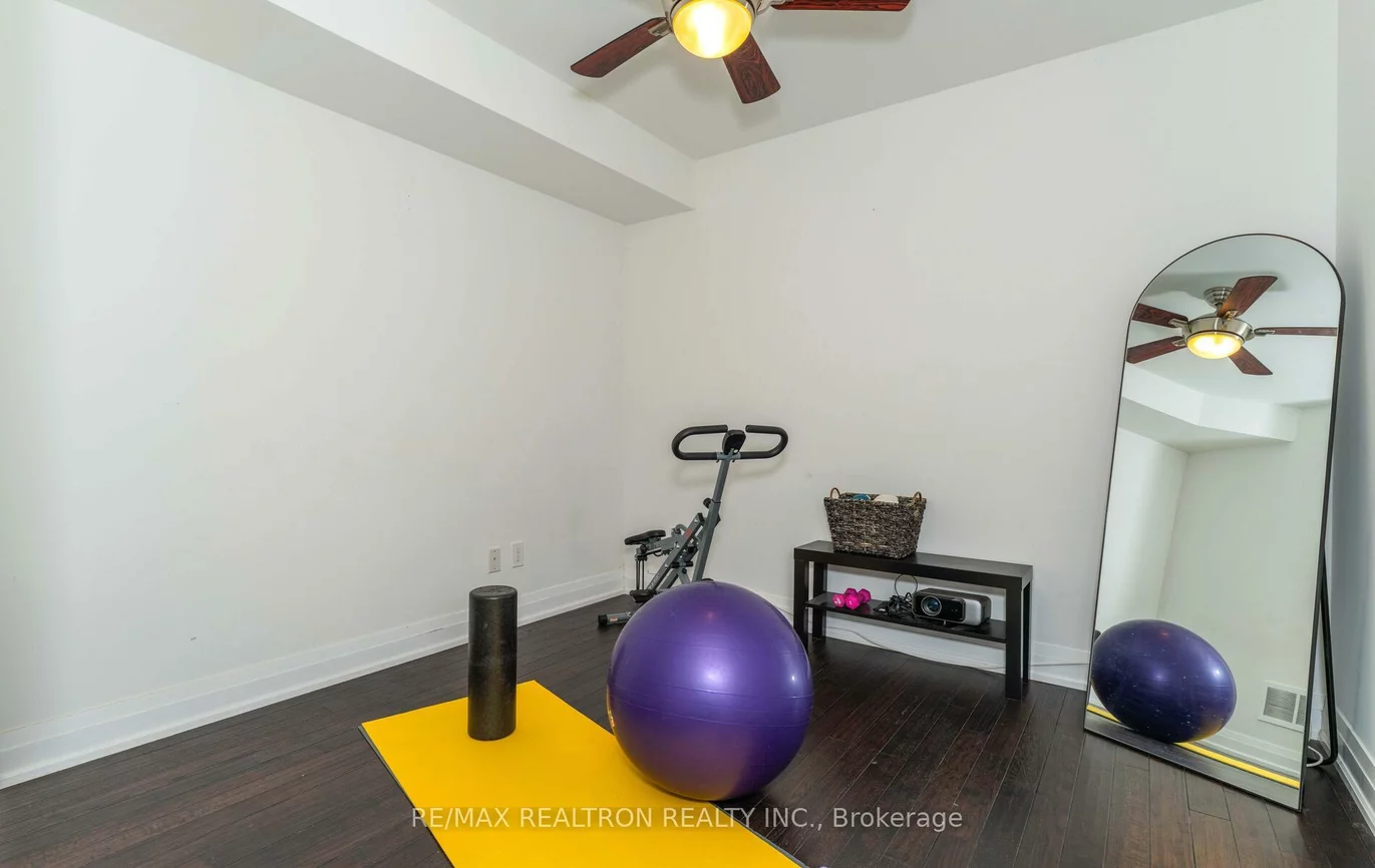 2833, St. Clair, O'Connor-Parkview, Toronto