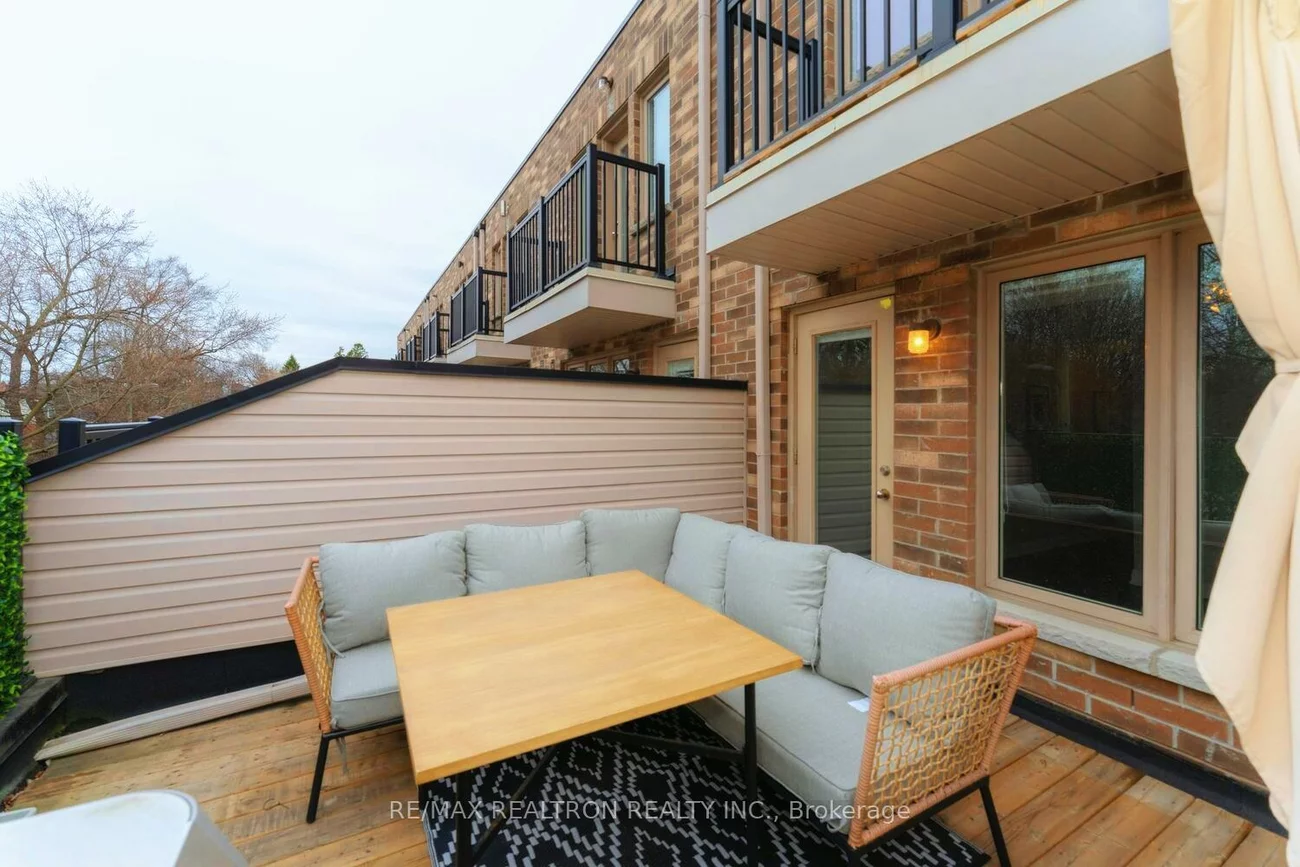 2833, St. Clair, O'Connor-Parkview, Toronto