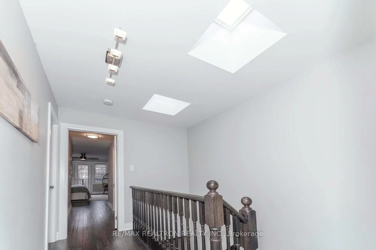 2833, St. Clair, O'Connor-Parkview, Toronto
