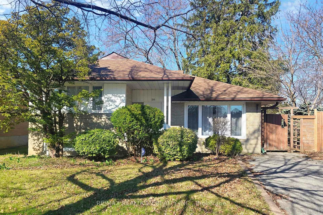 50, Charlemont, Tam O'Shanter-Sullivan, Toronto