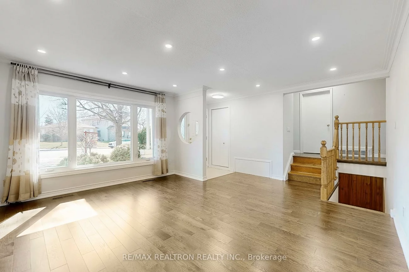 50, Charlemont, Tam O'Shanter-Sullivan, Toronto