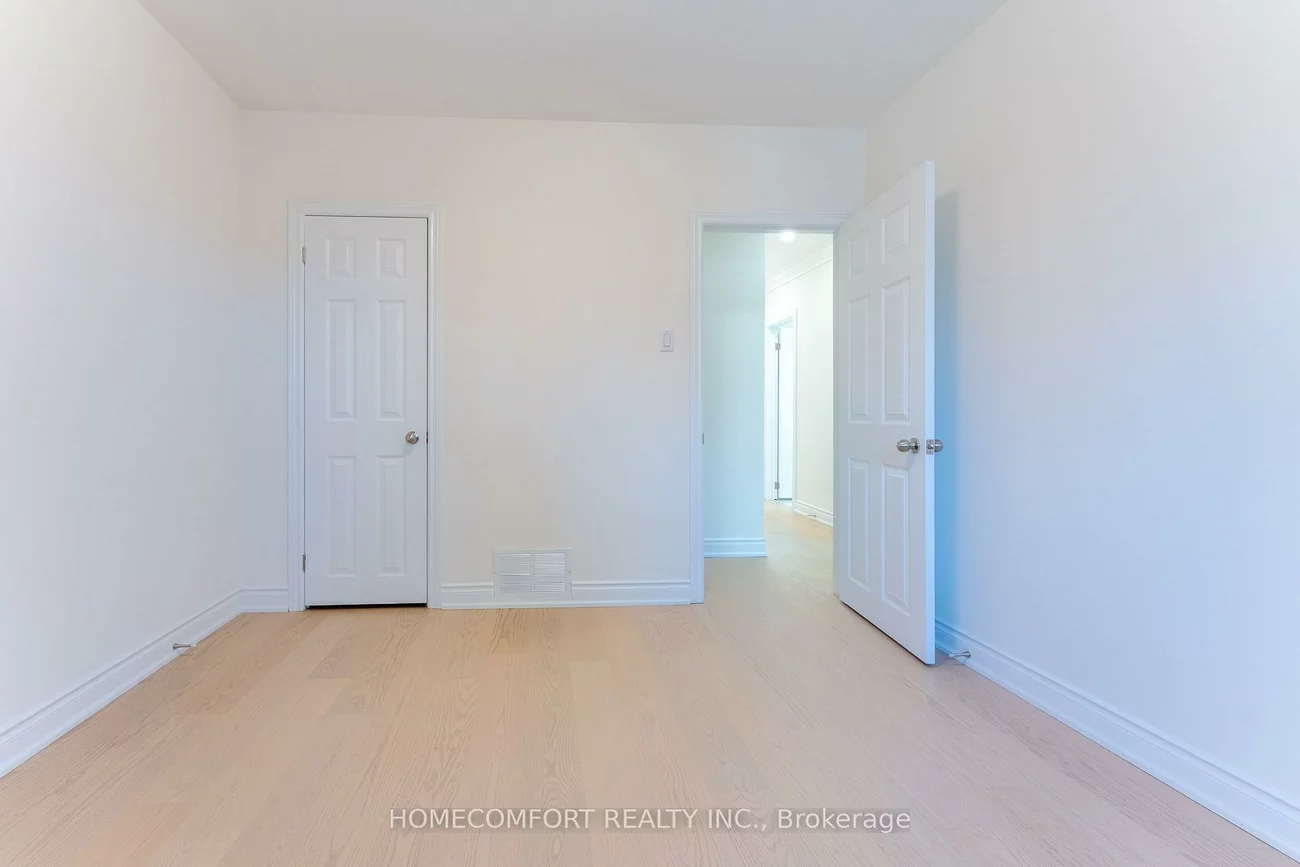128, Rexleigh, O'Connor-Parkview, Toronto