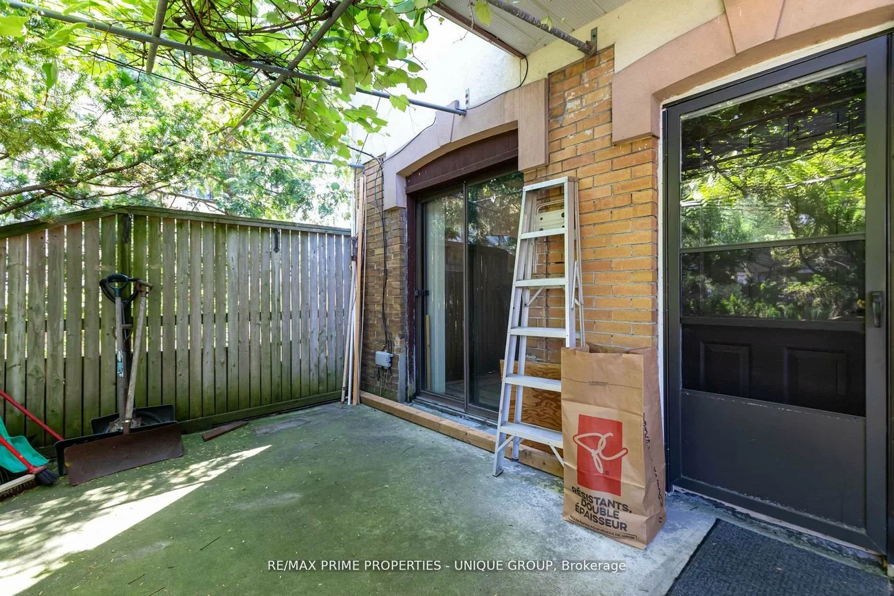 21, Cambridge, Playter Estates-Danforth, Toronto