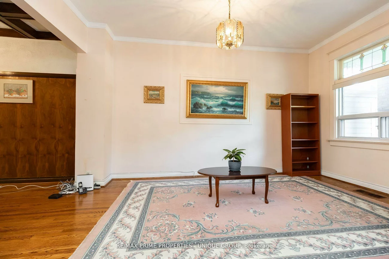 21, Cambridge, Playter Estates-Danforth, Toronto