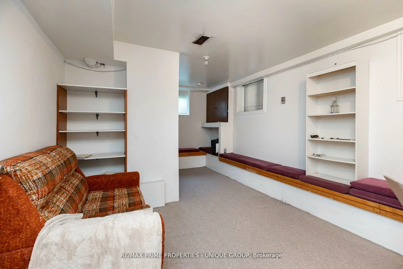 21, Cambridge, Playter Estates-Danforth, Toronto