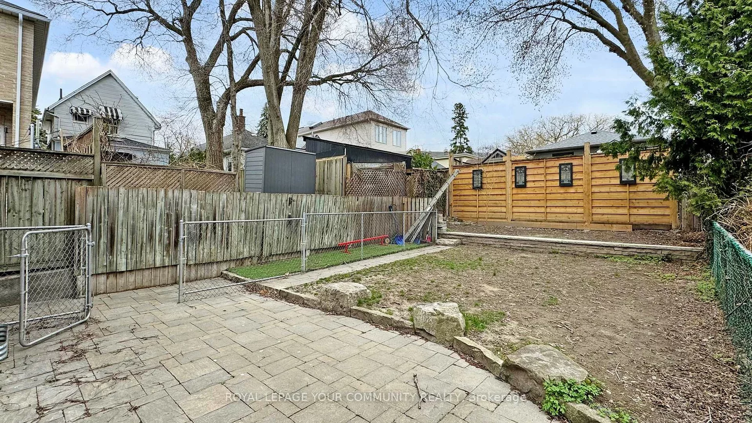 31, Hamstead, Woodbine-Lumsden, Toronto