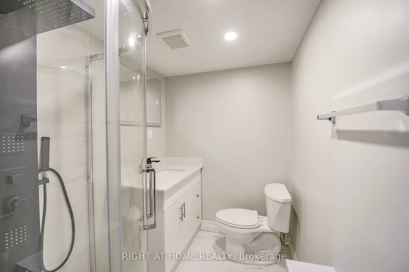 48, Ranstone, Ionview, Toronto
