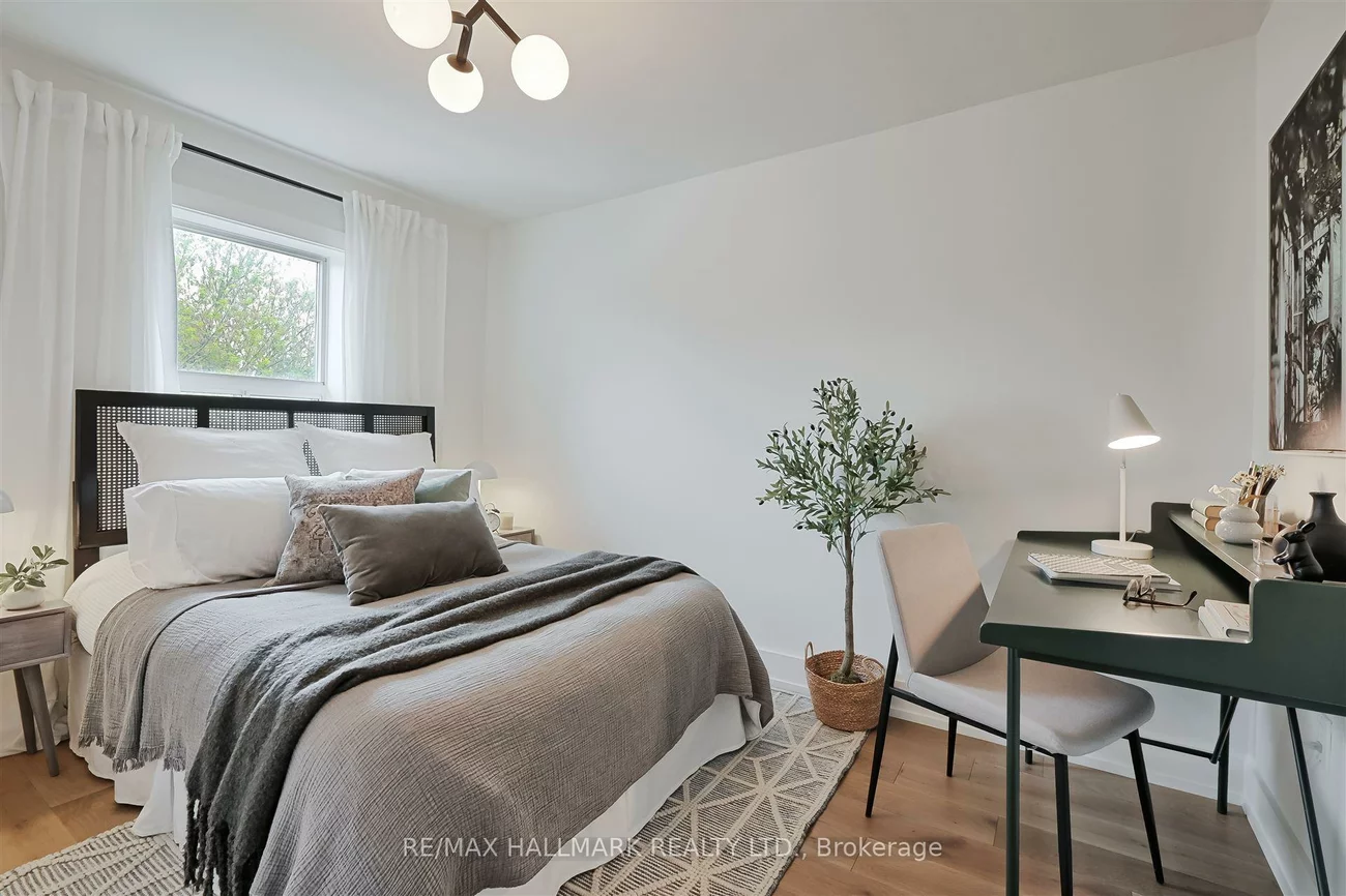 41, Hertle, Greenwood-Coxwell, Toronto