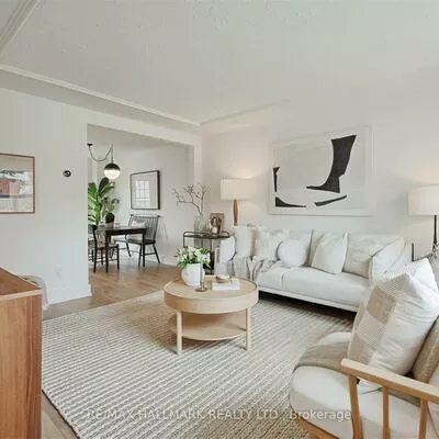 41, Hertle, Greenwood-Coxwell, Toronto