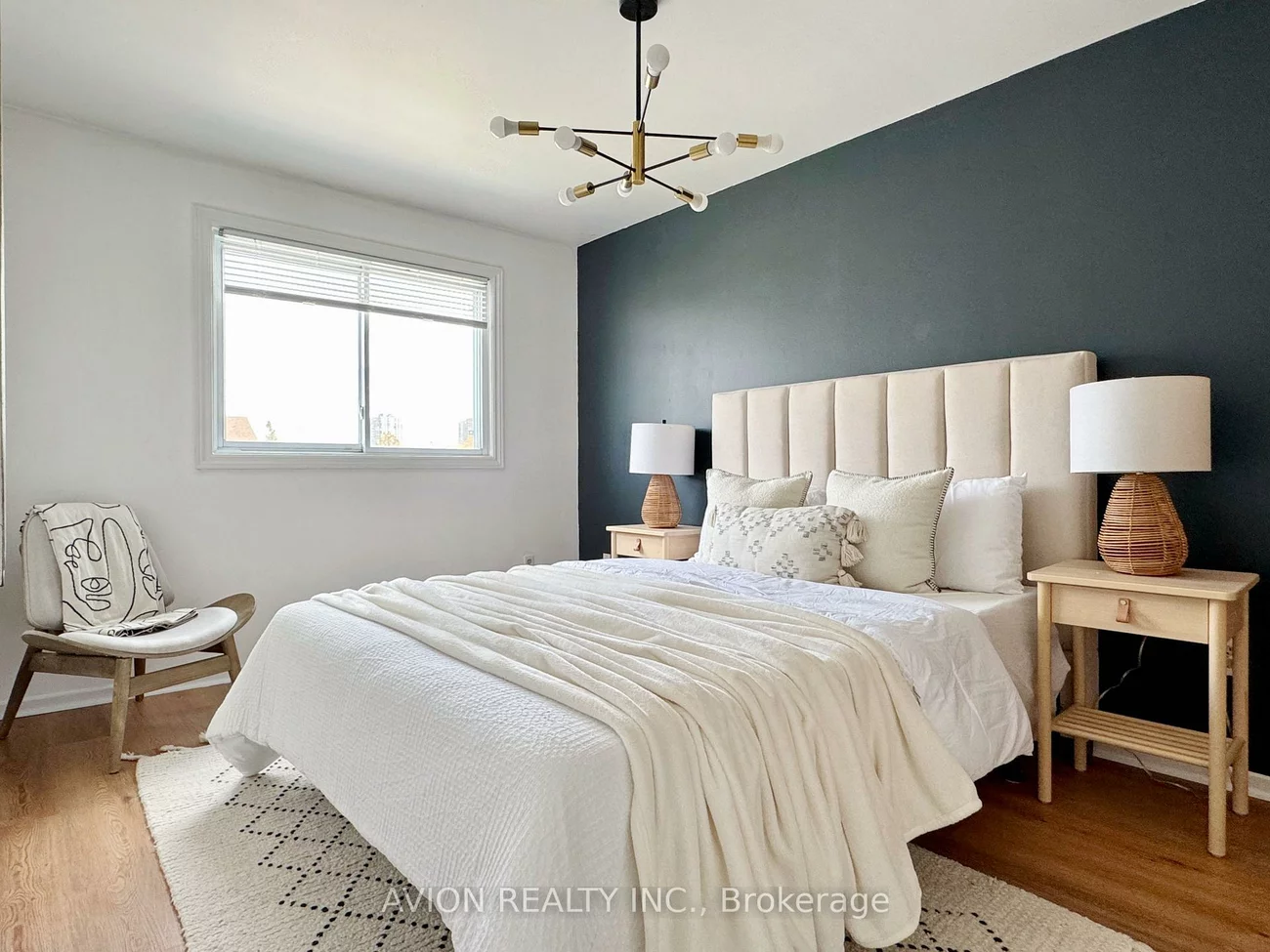 16, Glencoyne, Steeles, Toronto