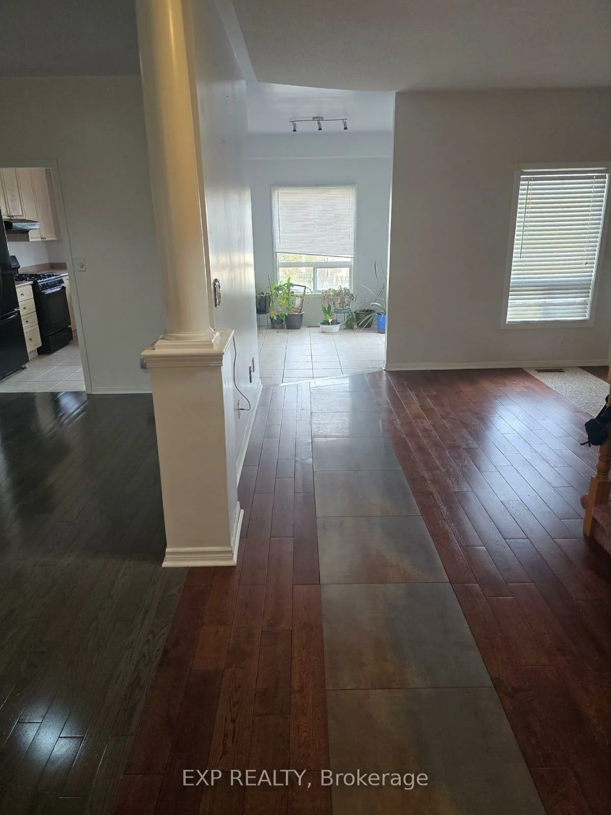 77, Snowball, Malvern, Toronto