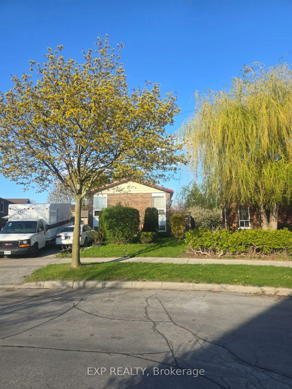 77, Snowball, Malvern, Toronto
