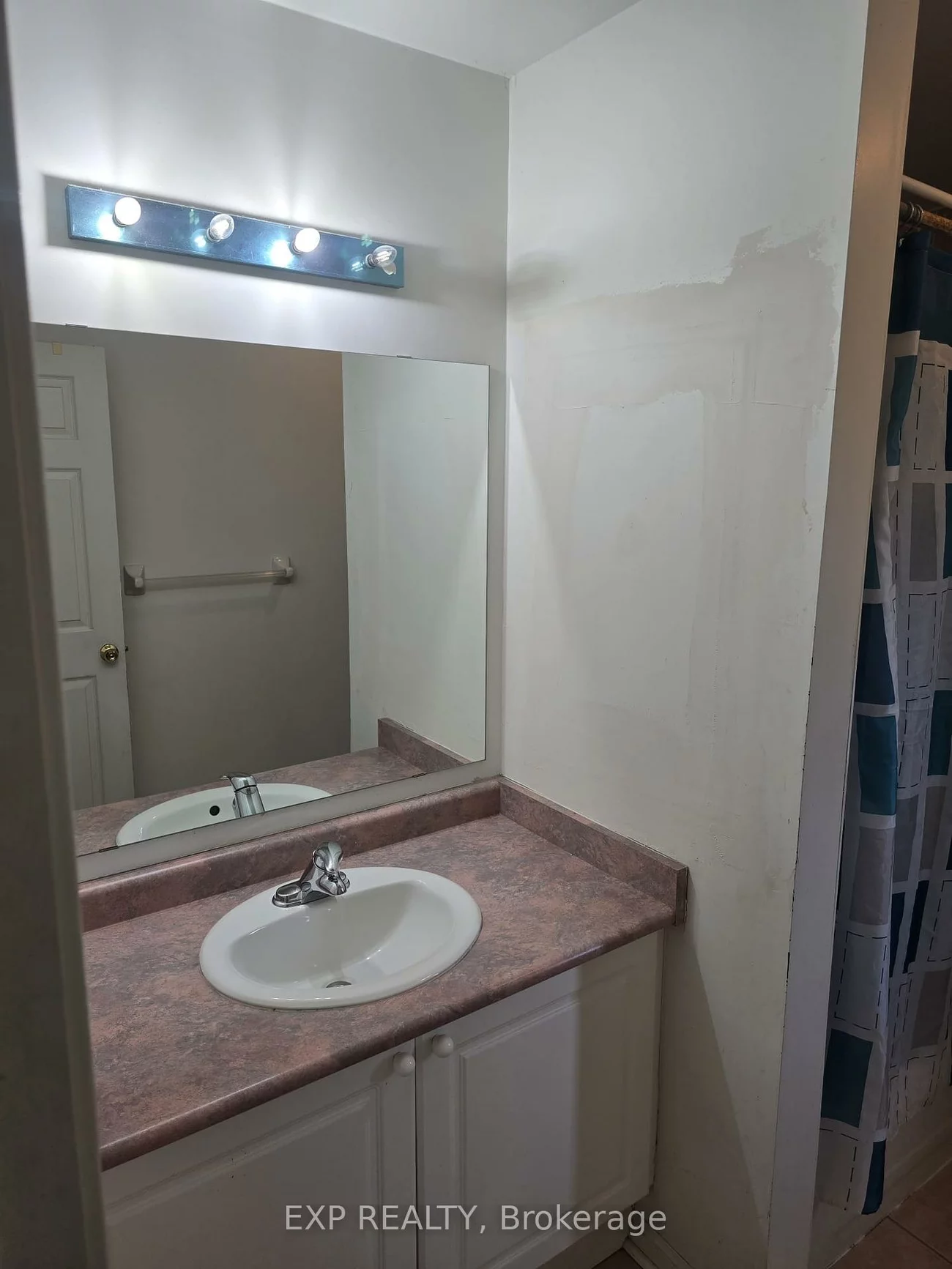 77, Snowball, Malvern, Toronto