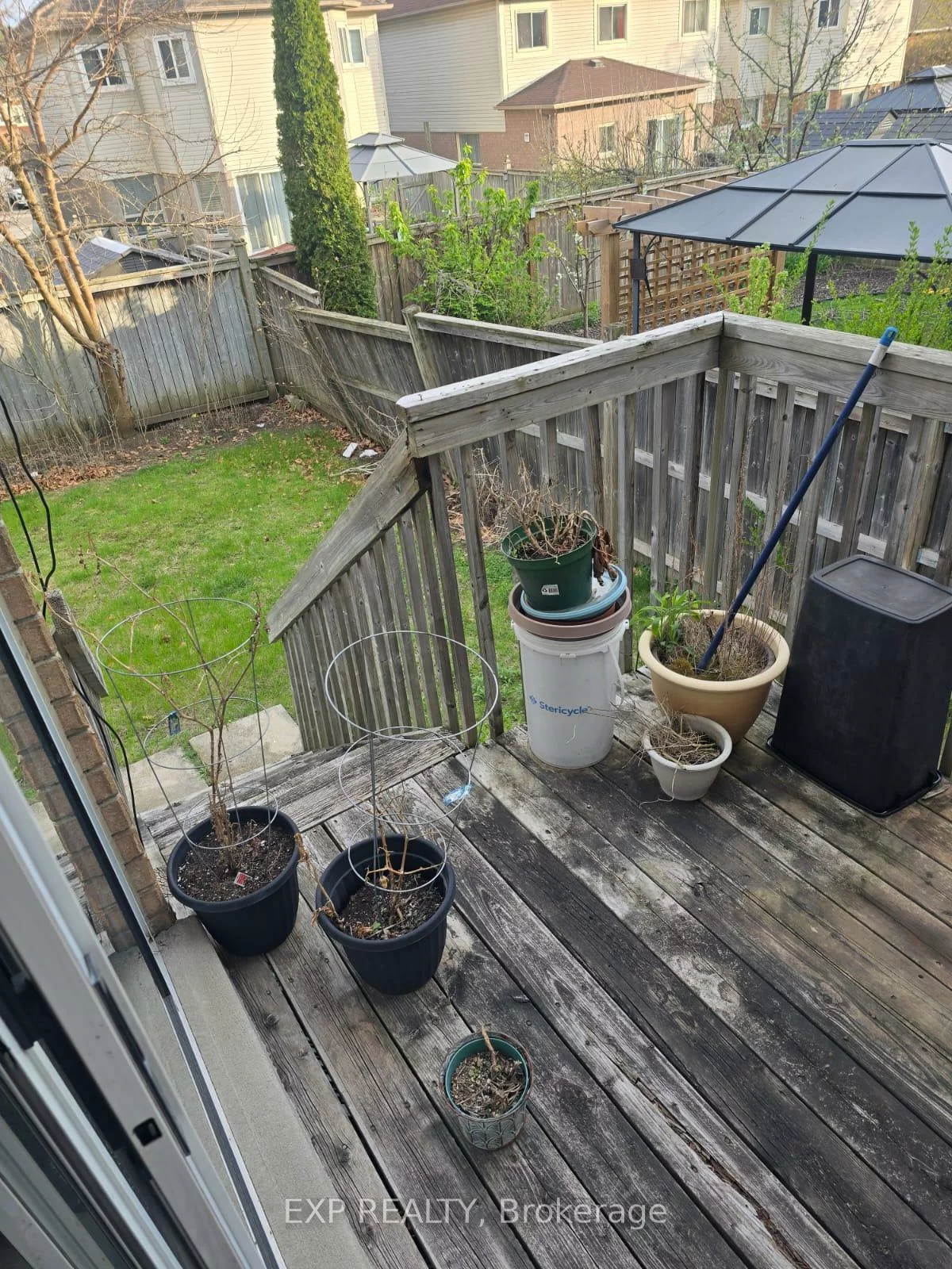 77, Snowball, Malvern, Toronto