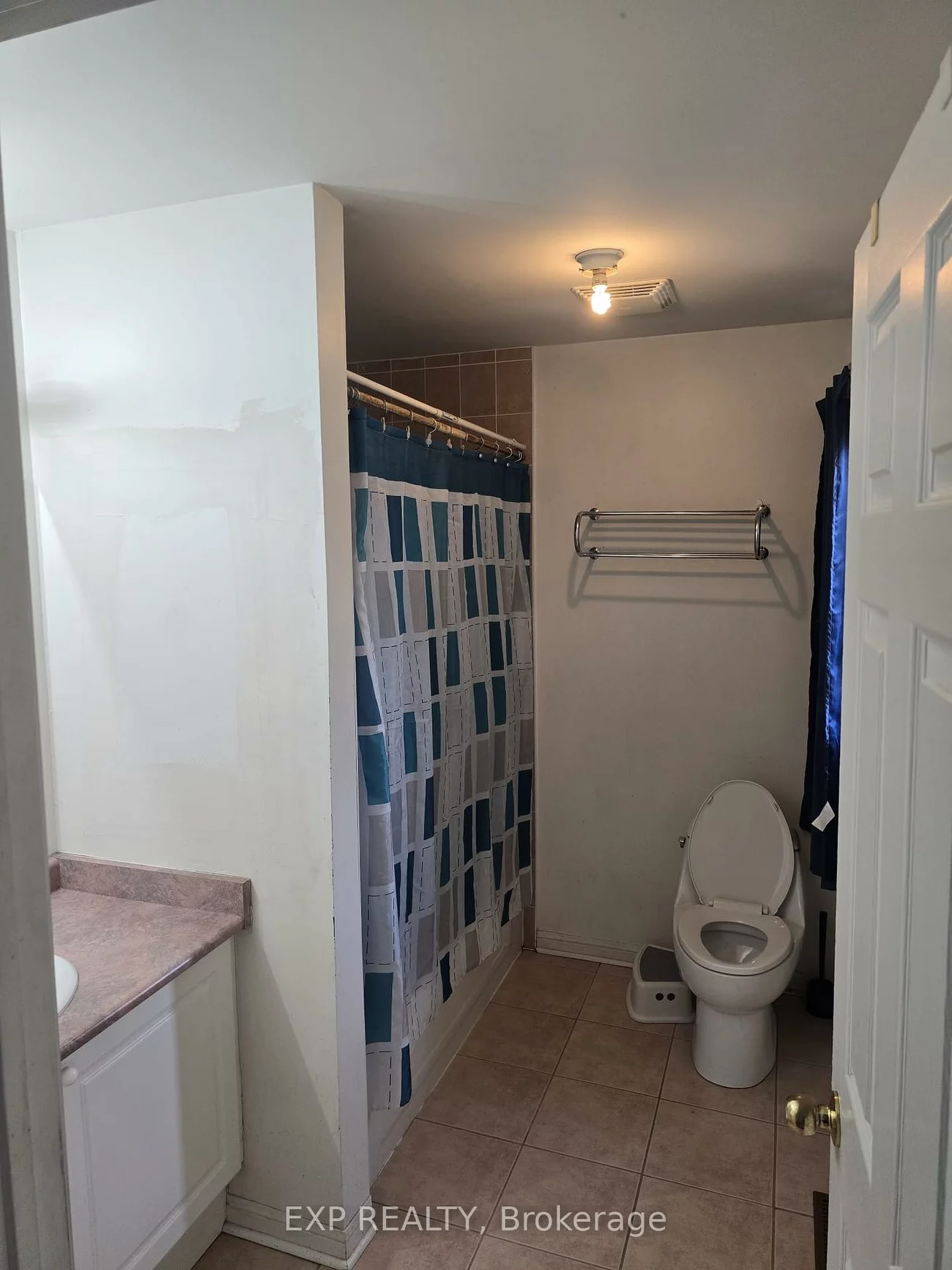 77, Snowball, Malvern, Toronto