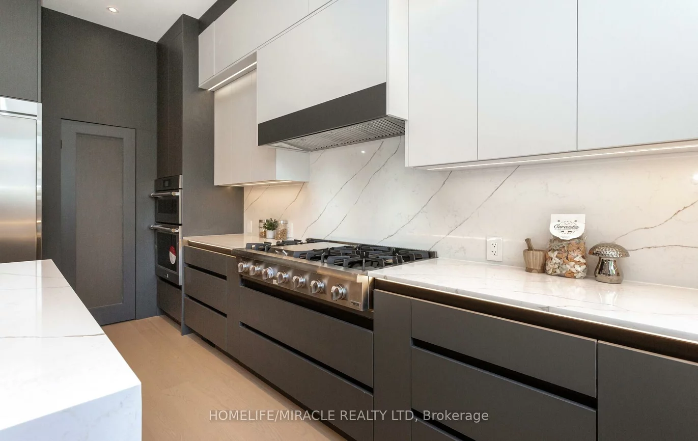 55, Adanac, Cliffcrest, Toronto