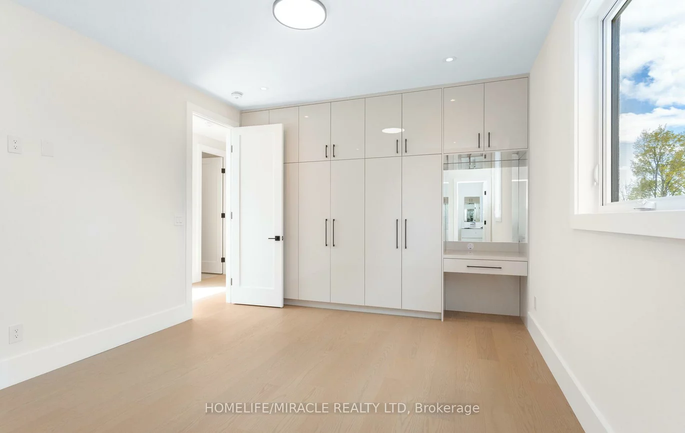 55, Adanac, Cliffcrest, Toronto