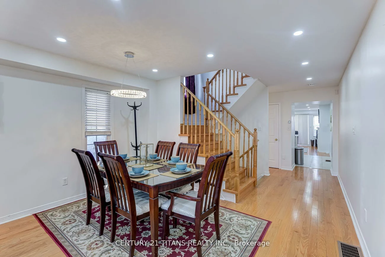 55, Wilkes, Clairlea-Birchmount, Toronto
