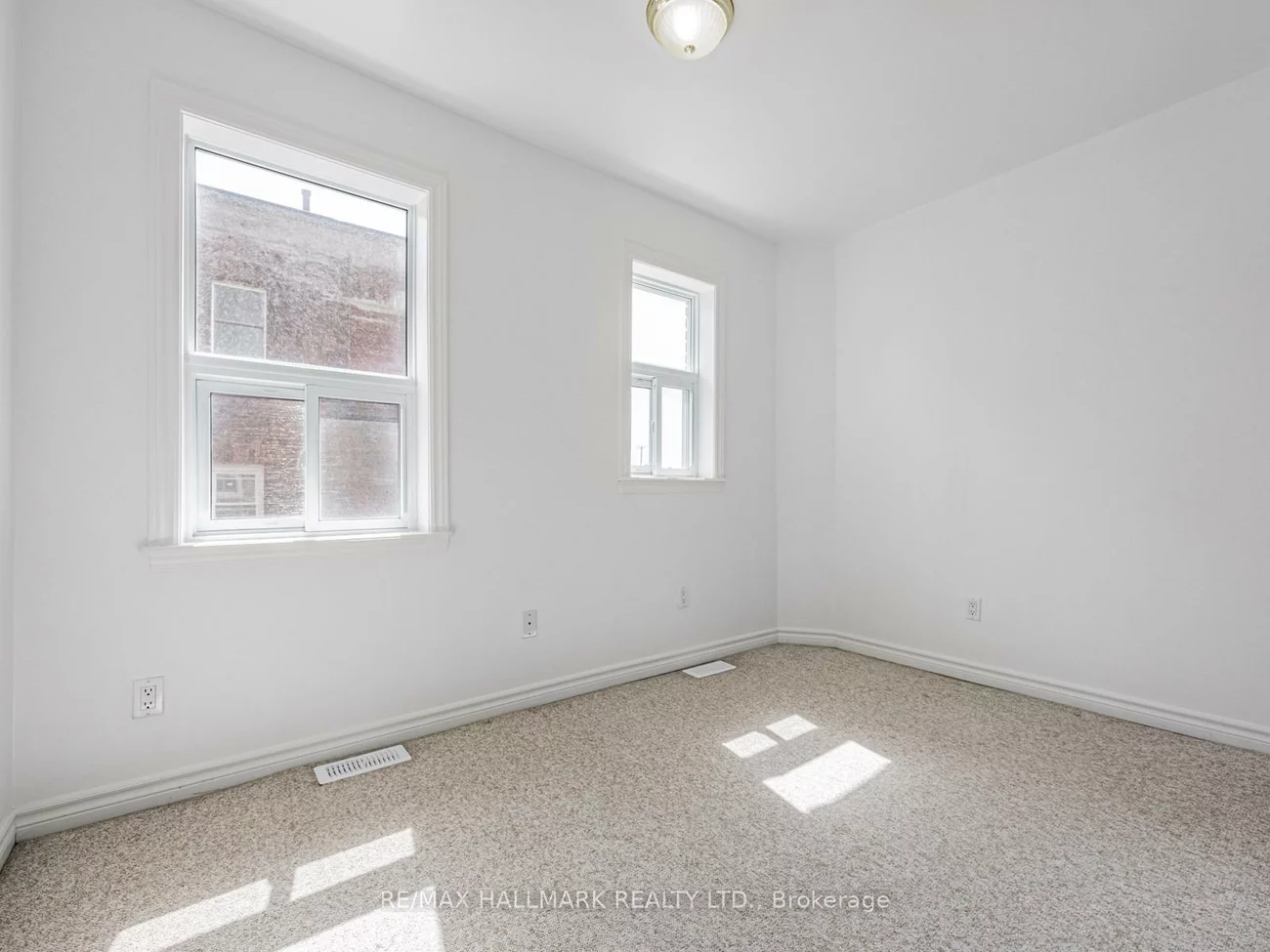 8, Redwood, Greenwood-Coxwell, Toronto