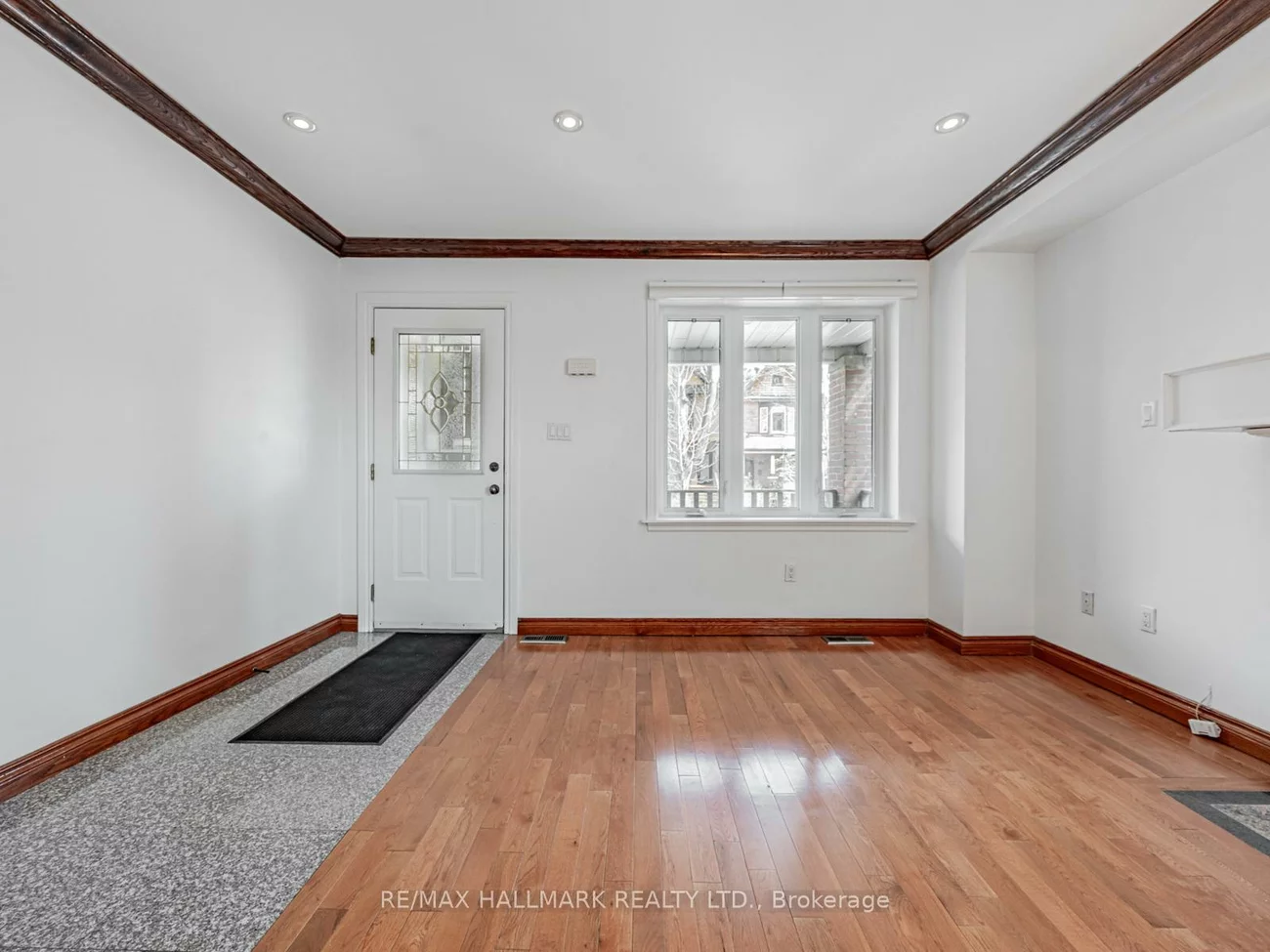 8, Redwood, Greenwood-Coxwell, Toronto