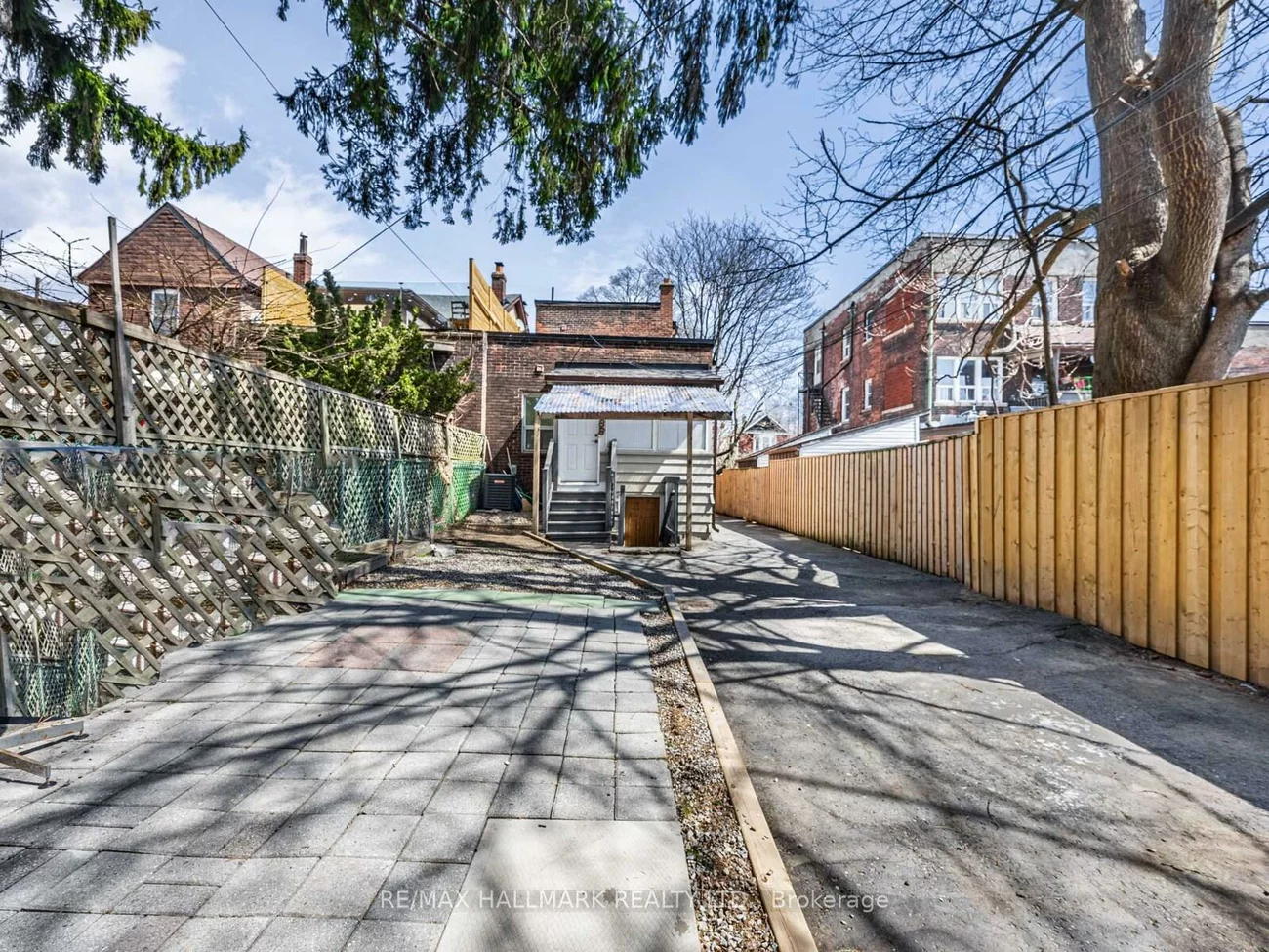 8, Redwood, Greenwood-Coxwell, Toronto